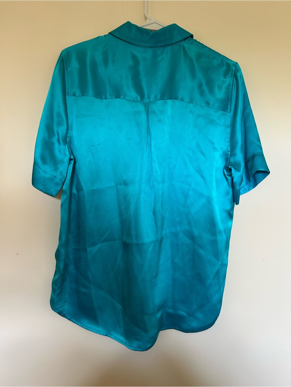 NWT L'AGENCE Ellah Silk Blouse Short-Sleeve Button-Up Size S - Picture 5 of 6
